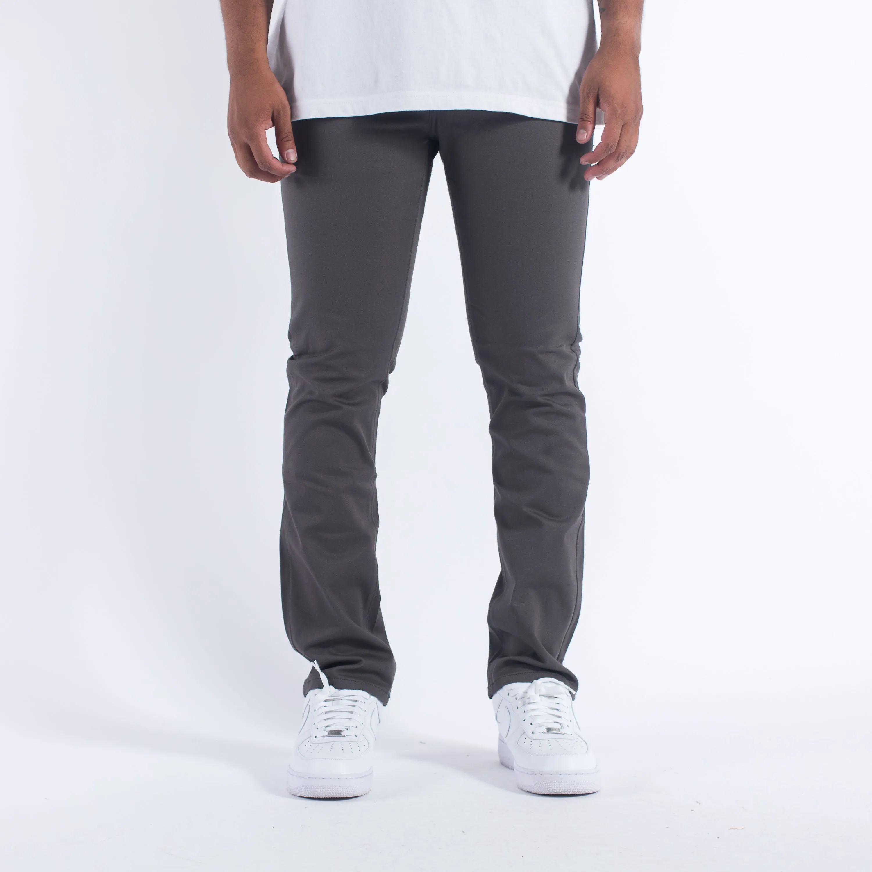 The Classic Chino - Charcoal