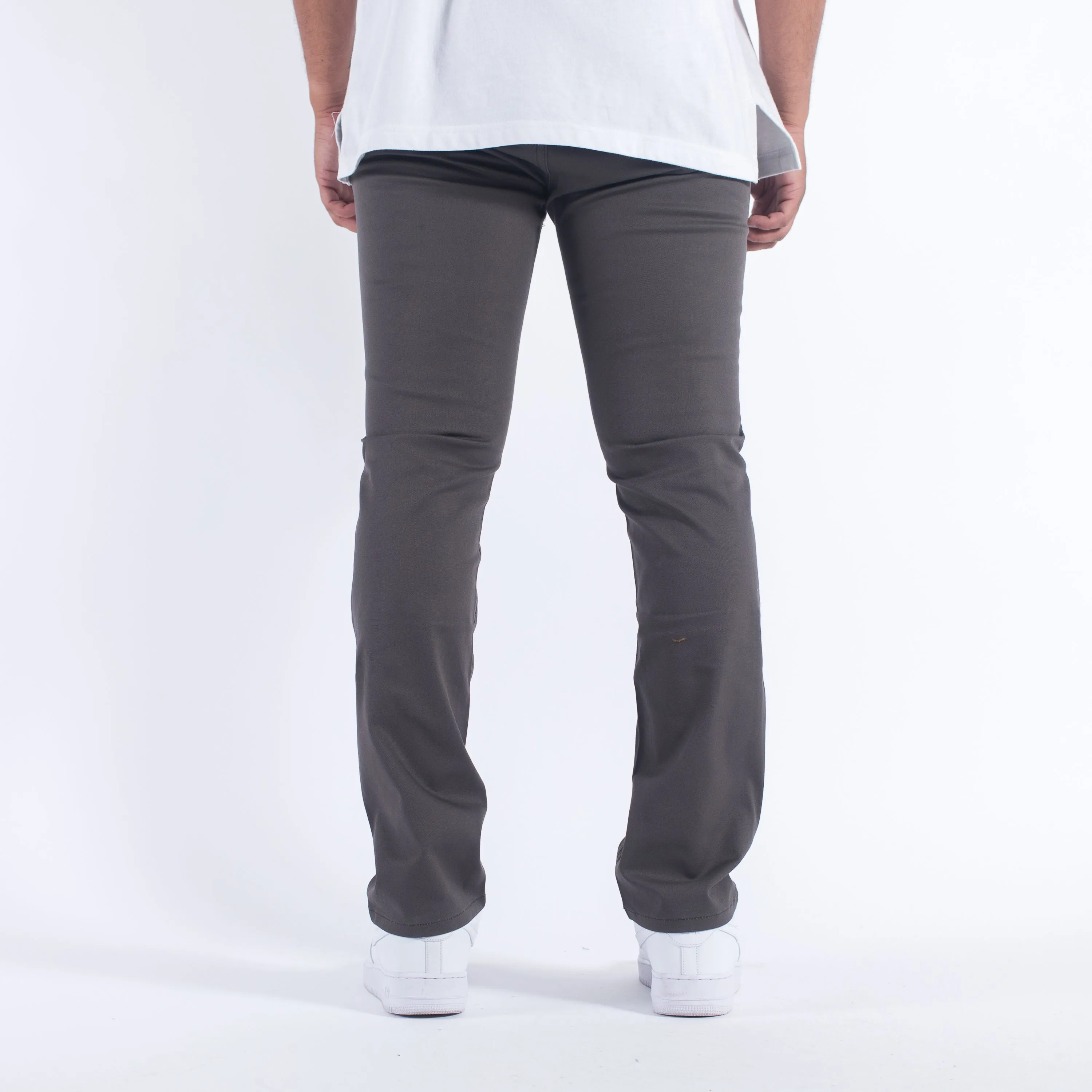 The Classic Chino - Charcoal